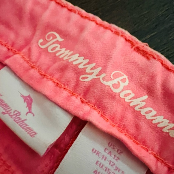 Tommy Bahama GIRLS shorts Bright Coral - Picture 4 of 4